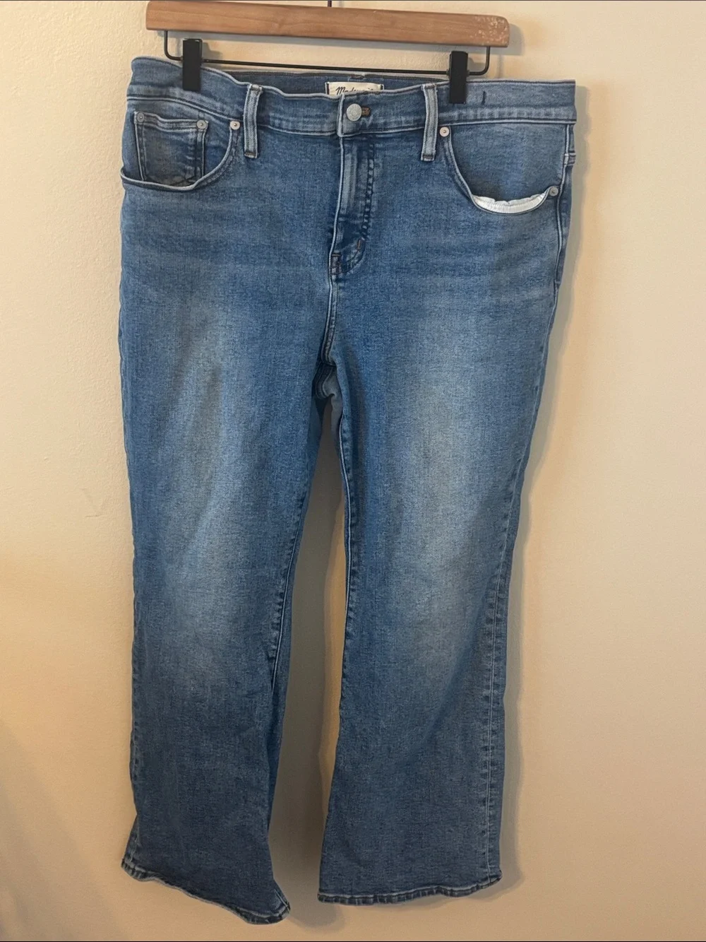 Madewell Mid Rise Kick Out Jean